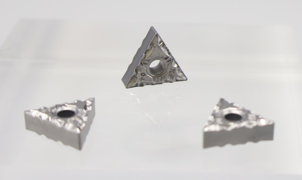 TNMG160404 Carbide-draaiwerktuig Carbide-invoegingen CNC-draaiwerktuig voor het snijden van roestvrij ijzer TNMG16