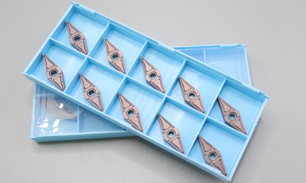 Indekseerbare externe carbide draaibanden VNMG160404 VNMG160408 Inlaten voor het snijden van roestvrij boorstaaf Inlaten