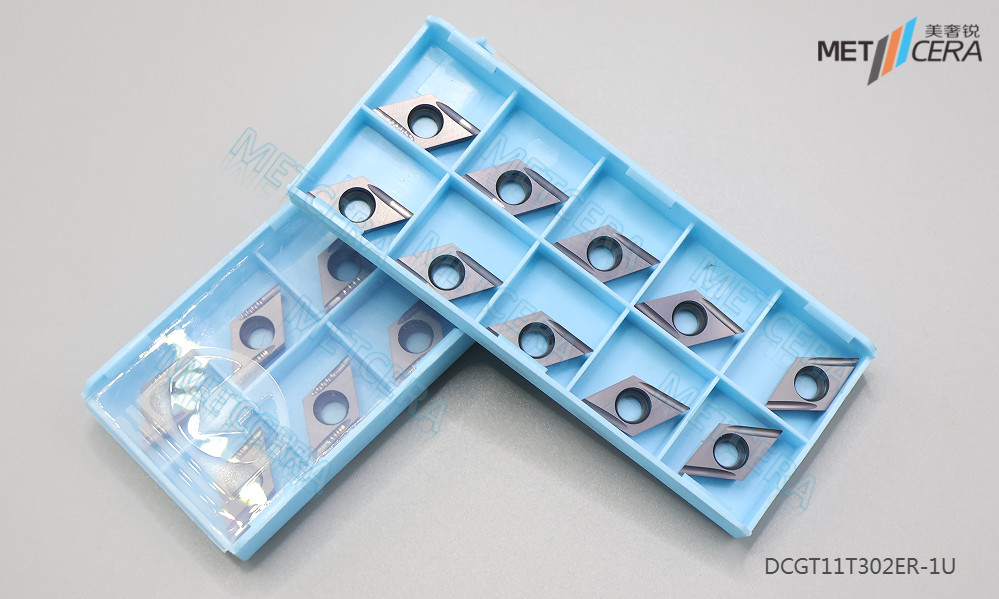 DCGT11T302 CNC-carbide-inbreng gegrond extern draaiend draaibank-snijgereedschap voor staal met lage voeding