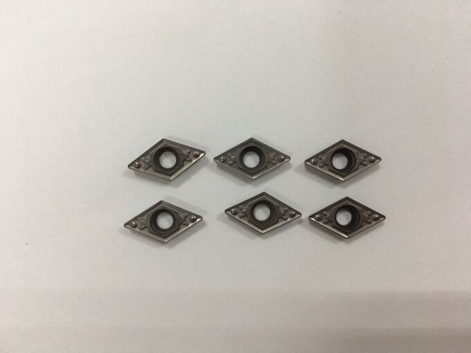 Anti-corrosieve Cermet-draaien Inzetten Hoogtemperatuurweerstand DCMT DCMT07 DCMT11