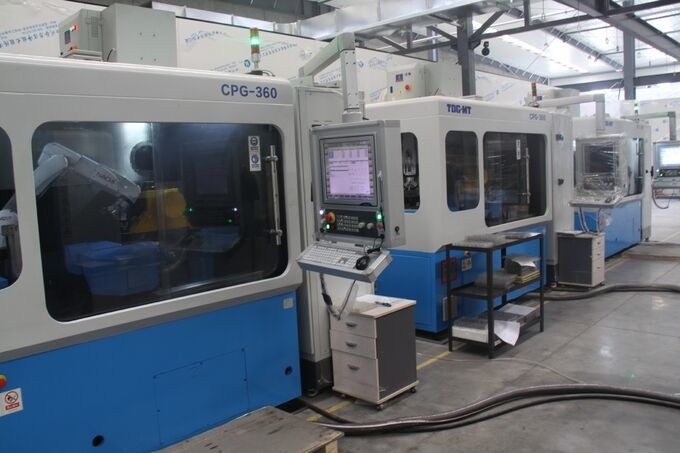 Snijgereedschap voor het draaien van karbide CNC-snijgereedschap voor fijnbewerking van roestvrij staal Linkshoofd Snijgereedschap voor intern draaien VBGT110302