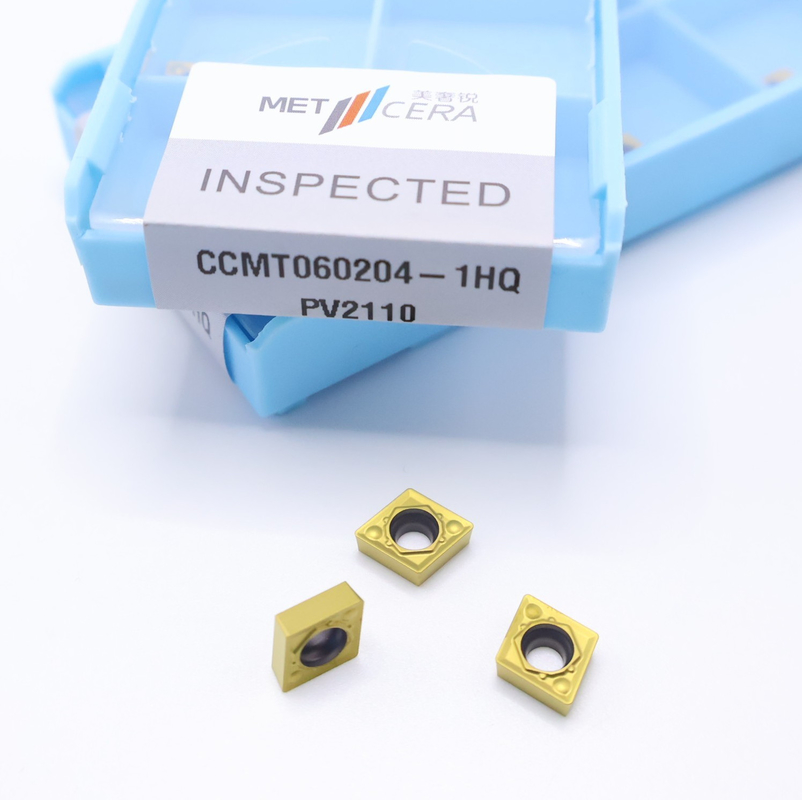 Glanz oppervlak CCMT060204-1HQ PV2110 Cermet-draaiinleggingen met HRA92,5 hardheid en PVD-coating