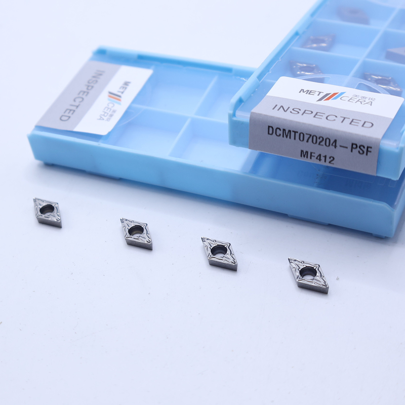 Indekseerbare karbide draaibank voor draaibankgereedschapsholding, interne draaibank, niet-gecoate afwerkingsbak DCMT070204-PSF