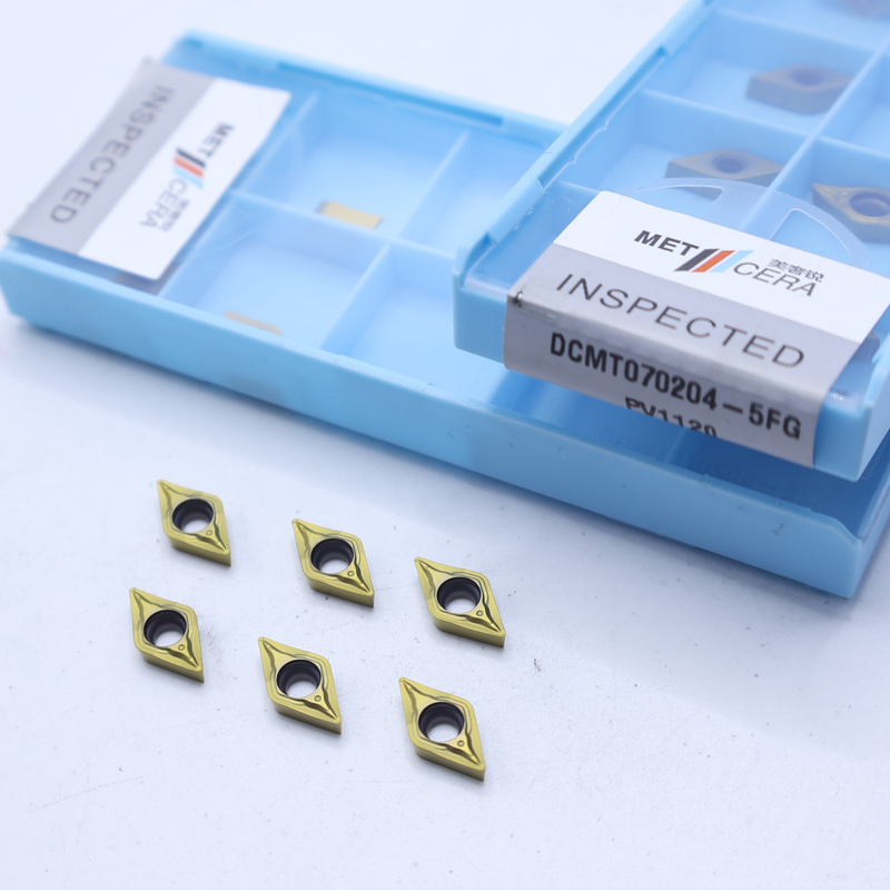 DCMT07 DCMT11 Cermet-invoegingen in 5FG-chipbreker voor externe en interne draaiing van staal