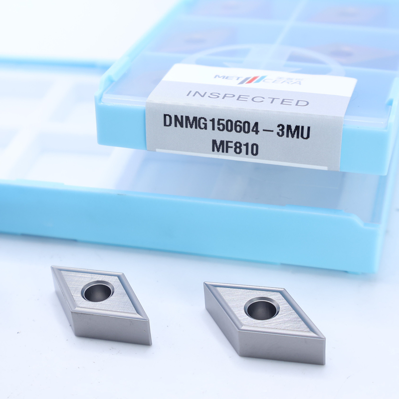 Laag legerd staal DNMG1504 Carbide draaiend insert met 3MU half afgewerkte chipbreaker en ongecoate coating